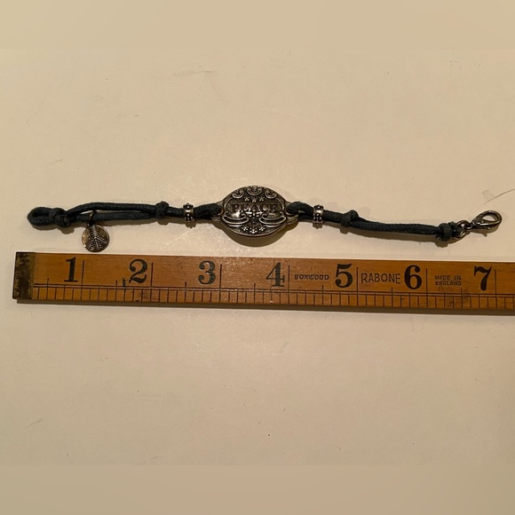 WOMEN’S LUCKY BRAND “PEACE” BRACELET. - Picture 12 of 12